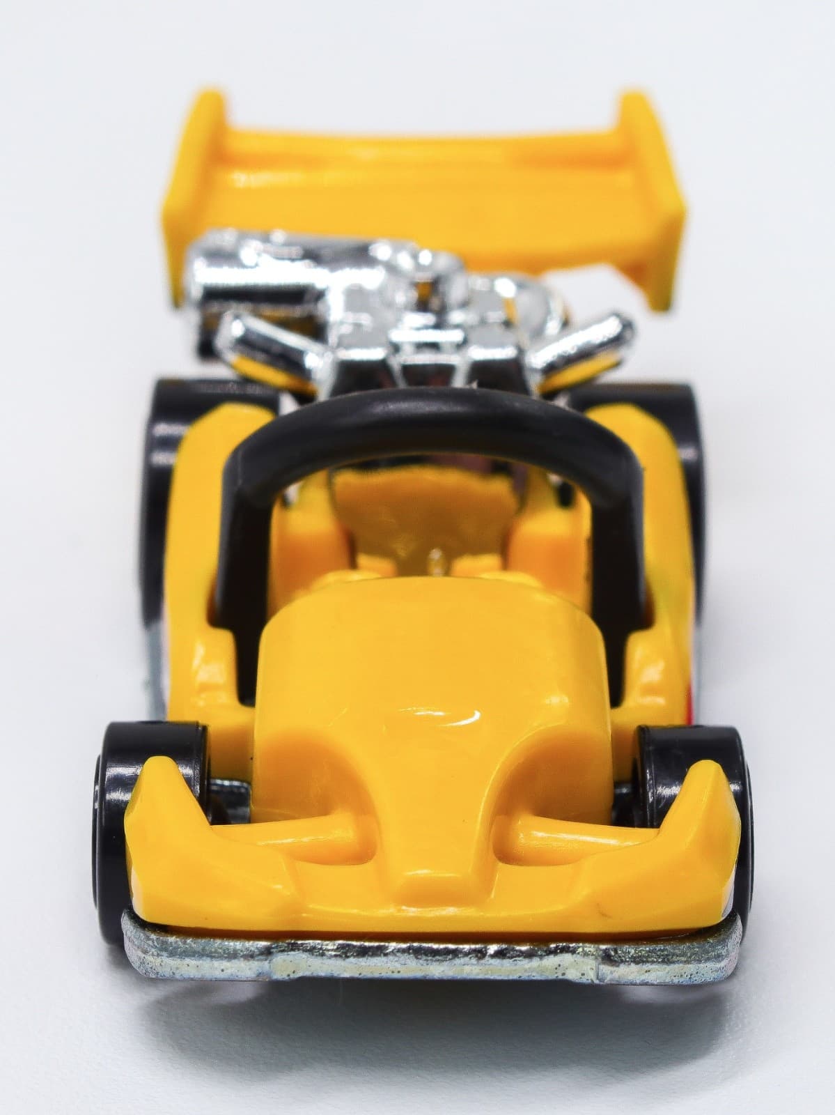2017 Hot Wheels Fans Stands Collection ~ YELLOWS GO KART ~ Chrome 5-Spoke Wheels - Thumbnail 5