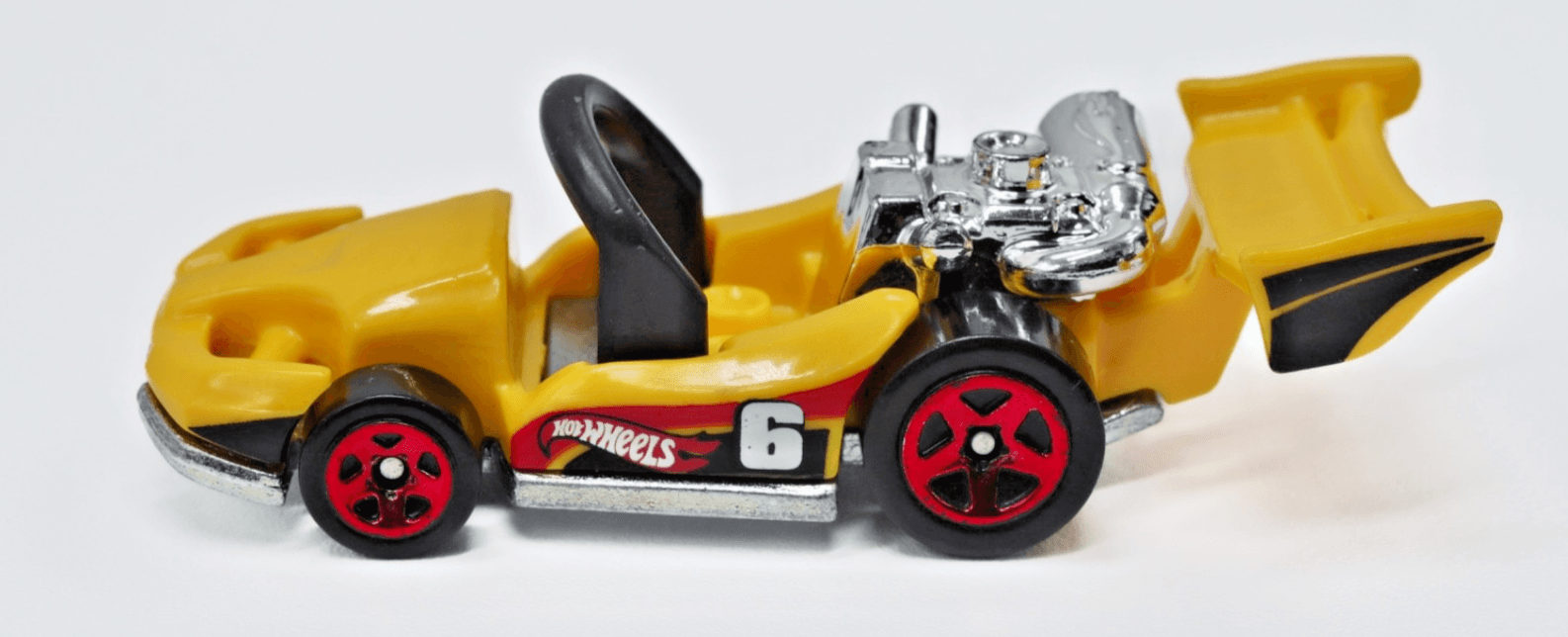2017 Hot Wheels Fans Stands Collection ~ YELLOWS GO KART ~ Chrome 5-Spoke Wheels - Thumbnail 4