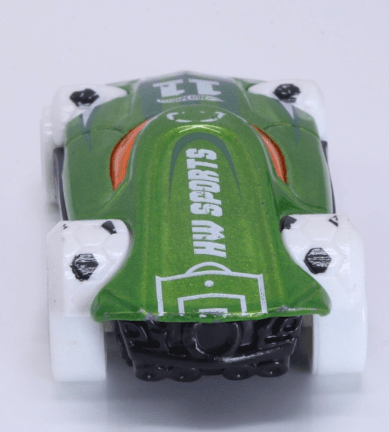 2021 Hot Wheels Sports Series ~ MR11 ~ Green Soccer Car Die-Cast 1/64 - Thumbnail 7