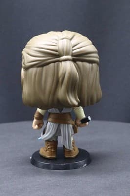 Funko Pop Star Wars Rey w/Lightsaber #104 - Vinyl Figure - On stand NO BOX - Thumbnail 3