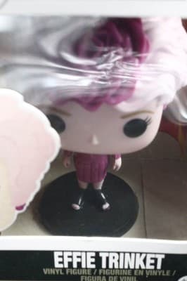 Funko Pop Effie Trinket #227 Vinyl Figure on stand OOB - Thumbnail 8