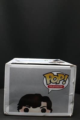 Funko POP TV Sherlock Holmes Violin #289 Figure *Damaged Box* - Thumbnail 11