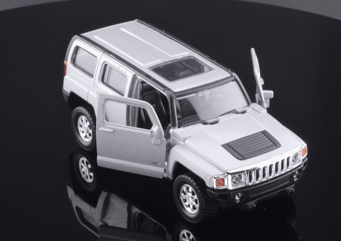 Welly ~ HUMMER H3 ~ SUV Silver 1/34 Diecast Model Car "Pull-Back" Action - Thumbnail 5