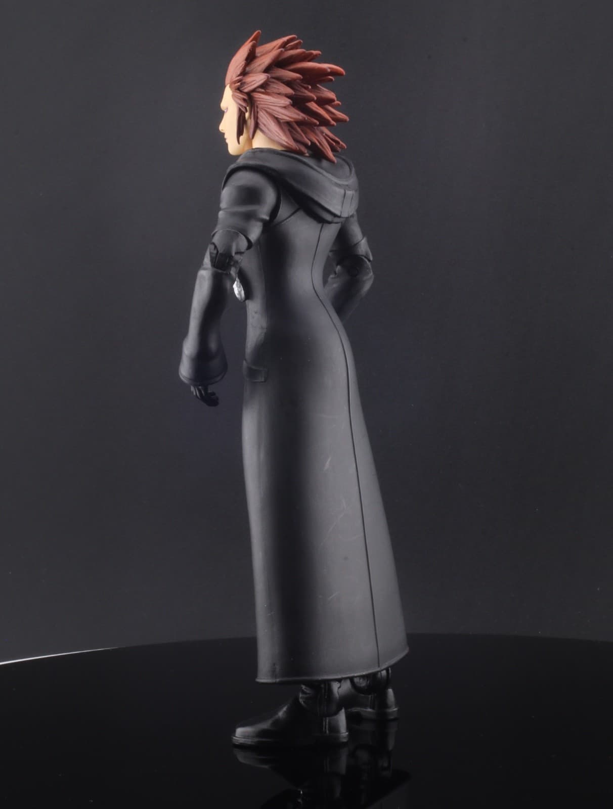 Disney Kingdom Hearts Axel Diamond Select Action Figure 7” no accessories - Thumbnail 7