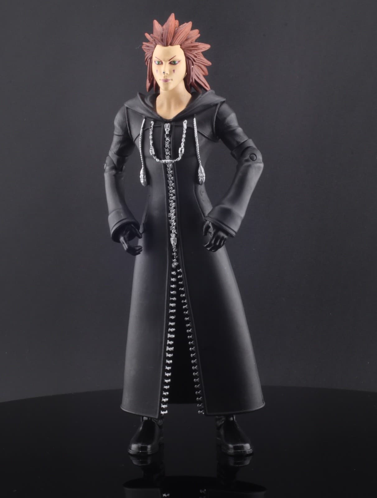 Disney Kingdom Hearts Axel Diamond Select Action Figure 7” no accessories - Thumbnail 12