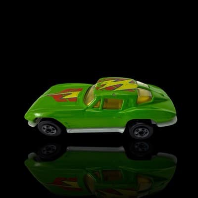 Hot Wheels 1963 CHEVY CORVETTE 1/64 Scale Die-Cast - Thumbnail 2