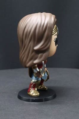 Funko Pop Heroes DC Wonder Woman 172 Figure on stand OOB - Thumbnail 2