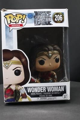 Funko Pop Heroes DC Wonder Woman 172 Figure on stand OOB - Thumbnail 6