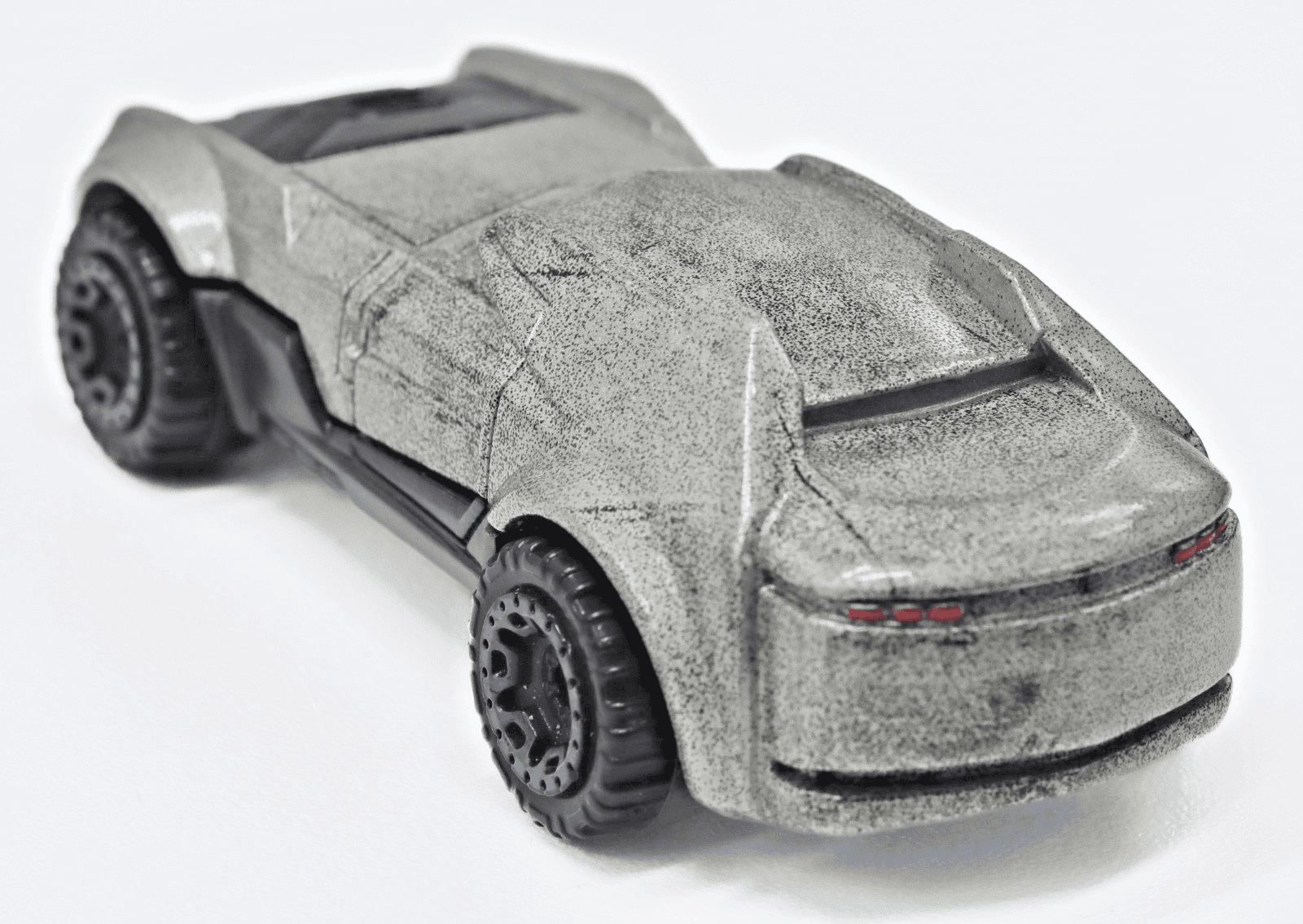2017 Hot Wheels DC Universe ~ ARMORED BATMAN ~ 1:64 Diecast - Thumbnail 6