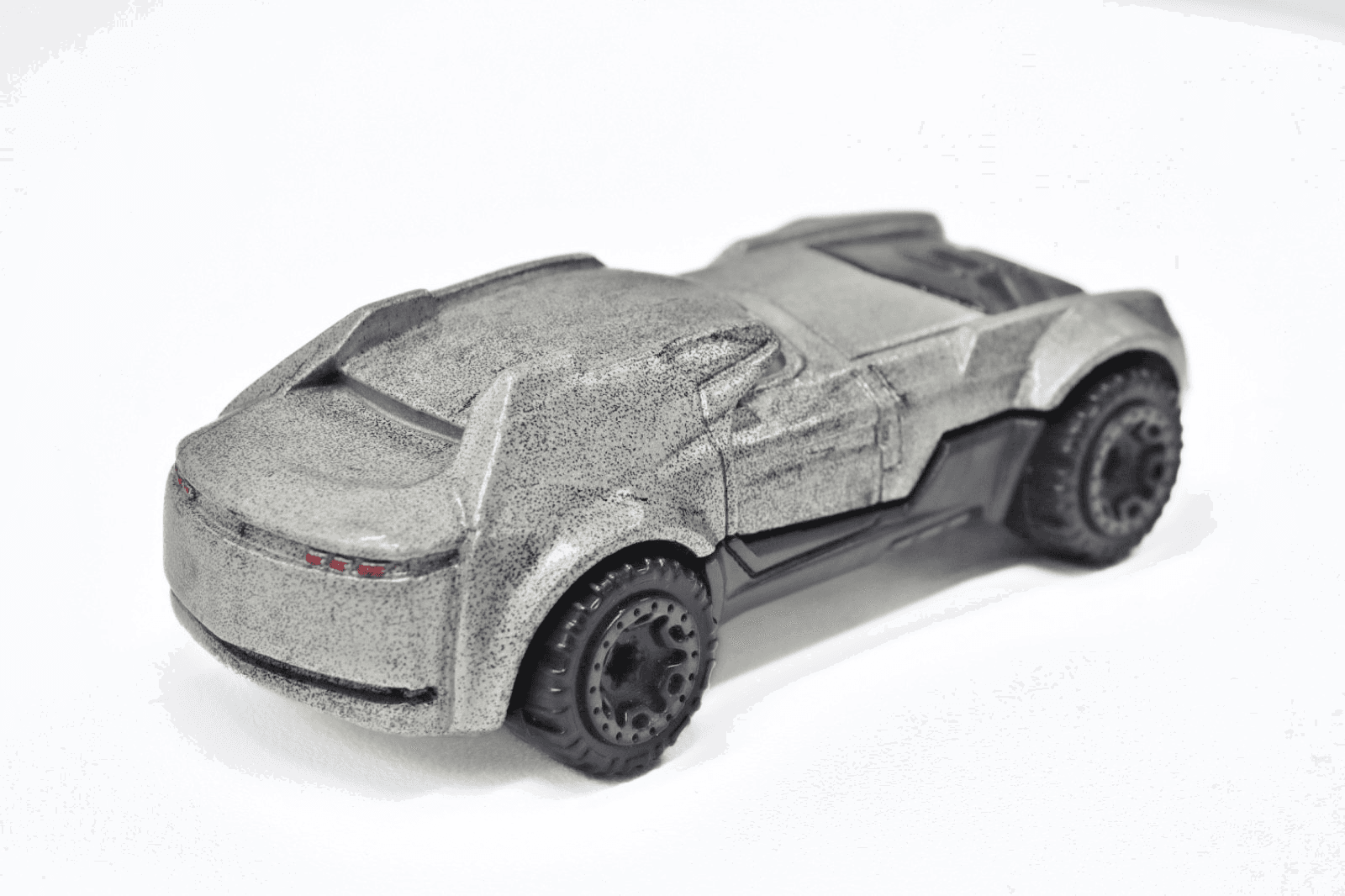 2017 Hot Wheels DC Universe ~ ARMORED BATMAN ~ 1:64 Diecast - Thumbnail 5