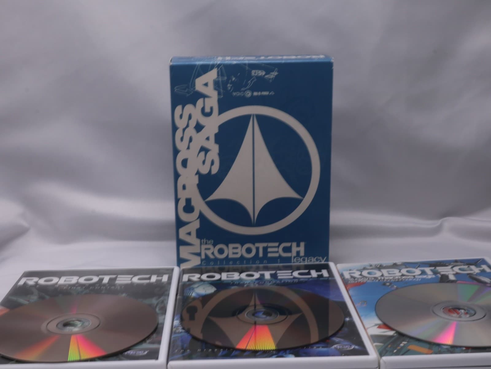 Robotech Legacy - Vol. 1: The Macross Saga (DVD, 2001, 3-Disc Set) - Thumbnail 4
