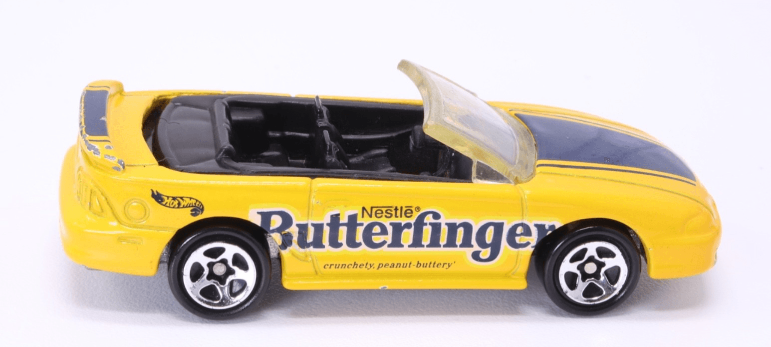 Hot Wheels - 1996 MUSTANG GT CONVERTIBLE ~ Collector# 744-Sugar Rush Series 4/4 - Thumbnail 3