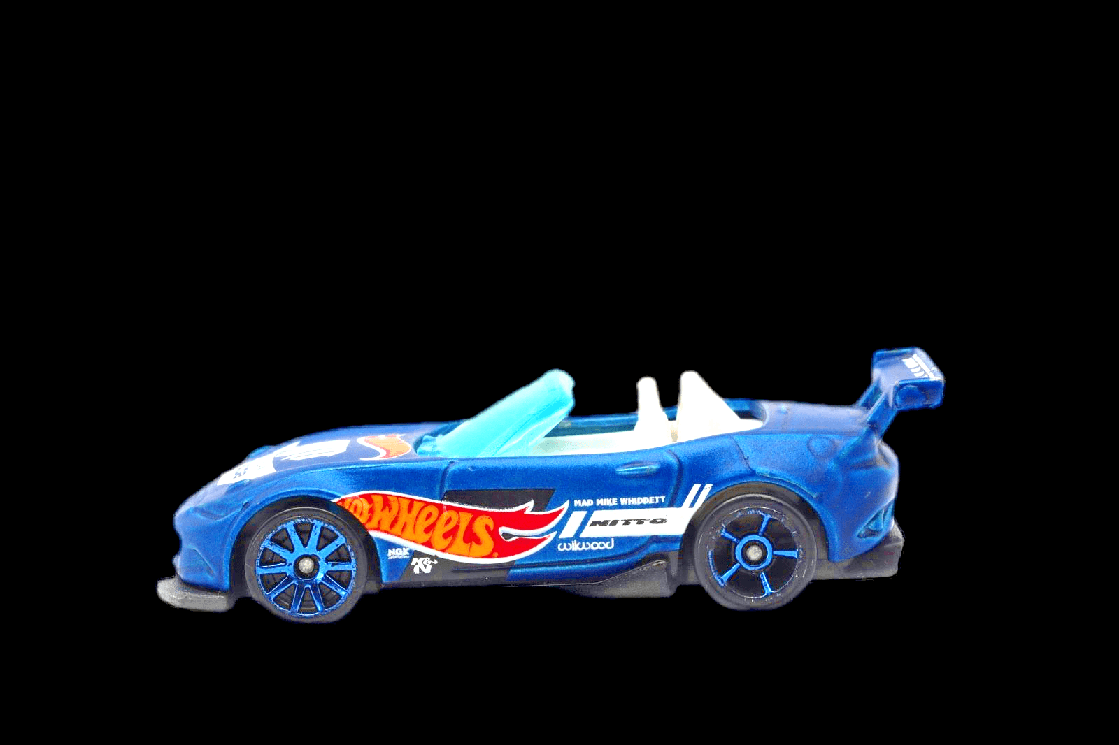 Hot Wheels 2015 MAZDA MX-5 MIATA ~ Nightburnerz 3/10 Diecast Car - Thumbnail 3