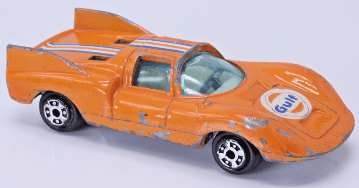 VINTAGE 1970s Yat Ming ~ PORSCHE 910 #1020 ~ Gulf Orange 1:64 Diecast Car HK