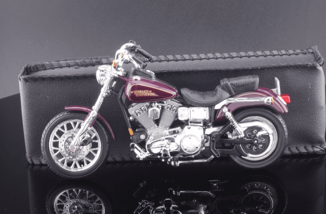 Maisto ~ HARLEY-DAVIDSON 1997 FXDL DYNA LOW RIDER ~ 1/18 Purple Diecast - Thumbnail 16