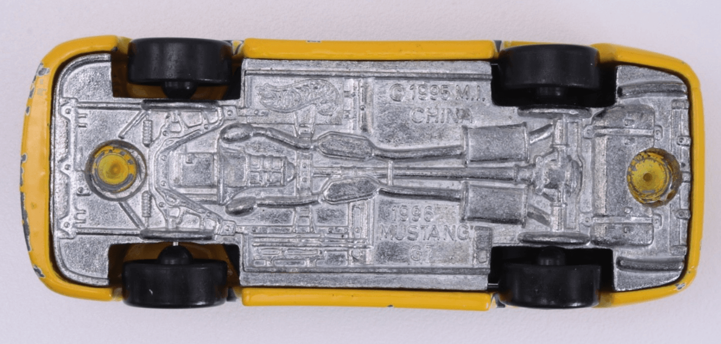 Hot Wheels - 1996 MUSTANG GT CONVERTIBLE ~ Collector# 744-Sugar Rush Series 4/4 - Thumbnail 10