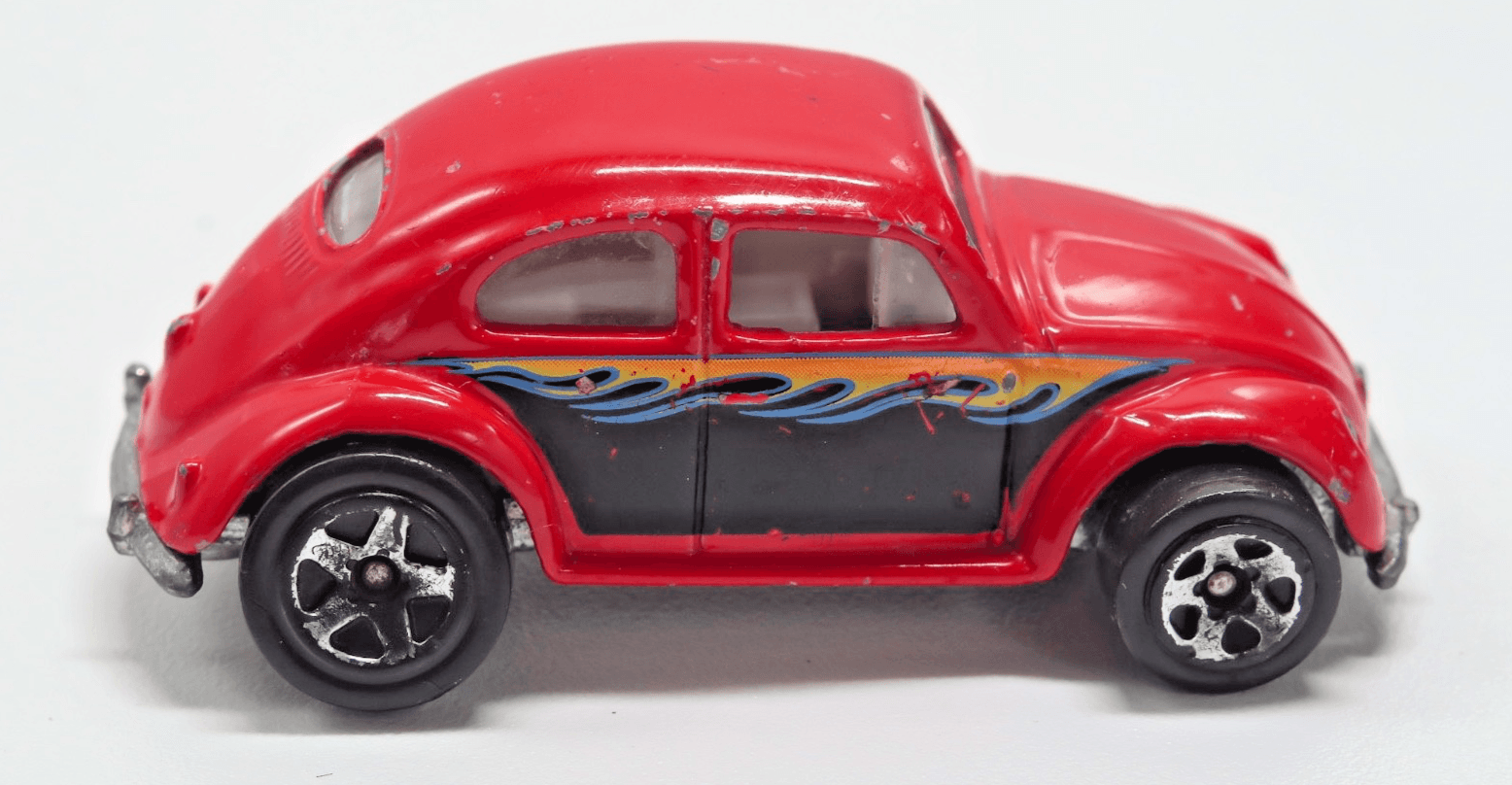 Hot Wheels Classics ~ 1988 VOLKSWAGEN BEETLE ~ Flames Diecast 1:64 - Thumbnail 3
