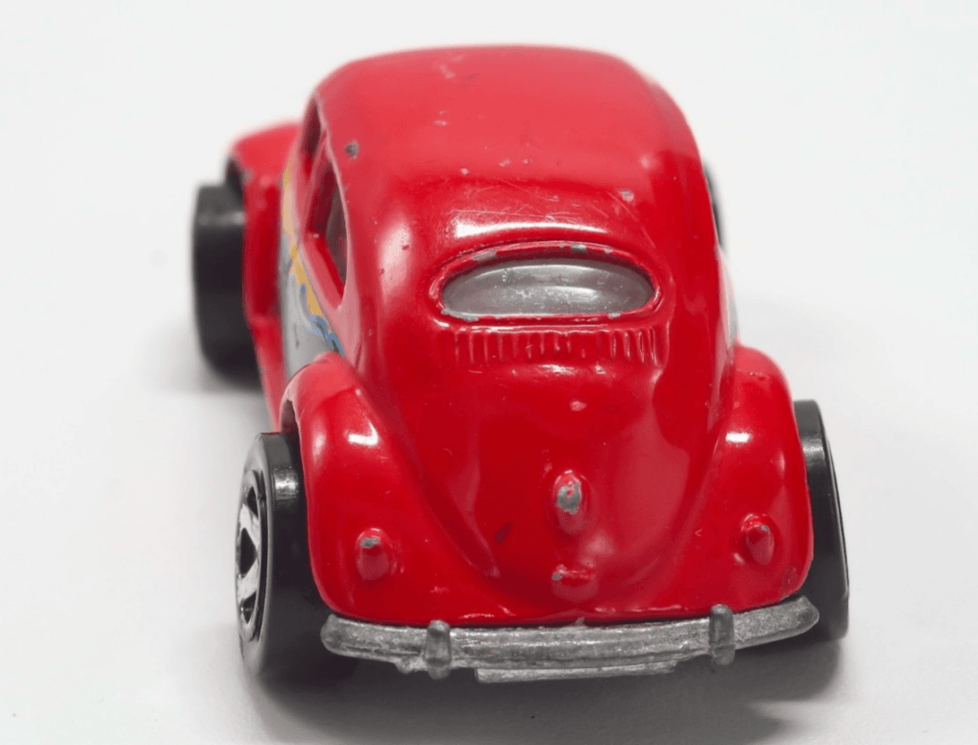 Hot Wheels Classics ~ 1988 VOLKSWAGEN BEETLE ~ Flames Diecast 1:64 - Thumbnail 8