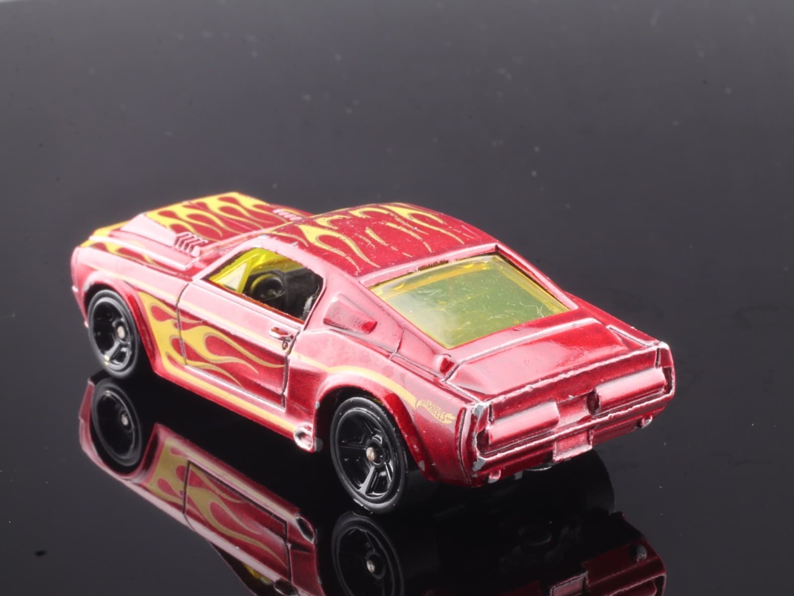 2019 Hot Wheels Flames ~ 1967 SHELBY GT-500 (10/10) ~ Collector # 33/250 - Thumbnail 4