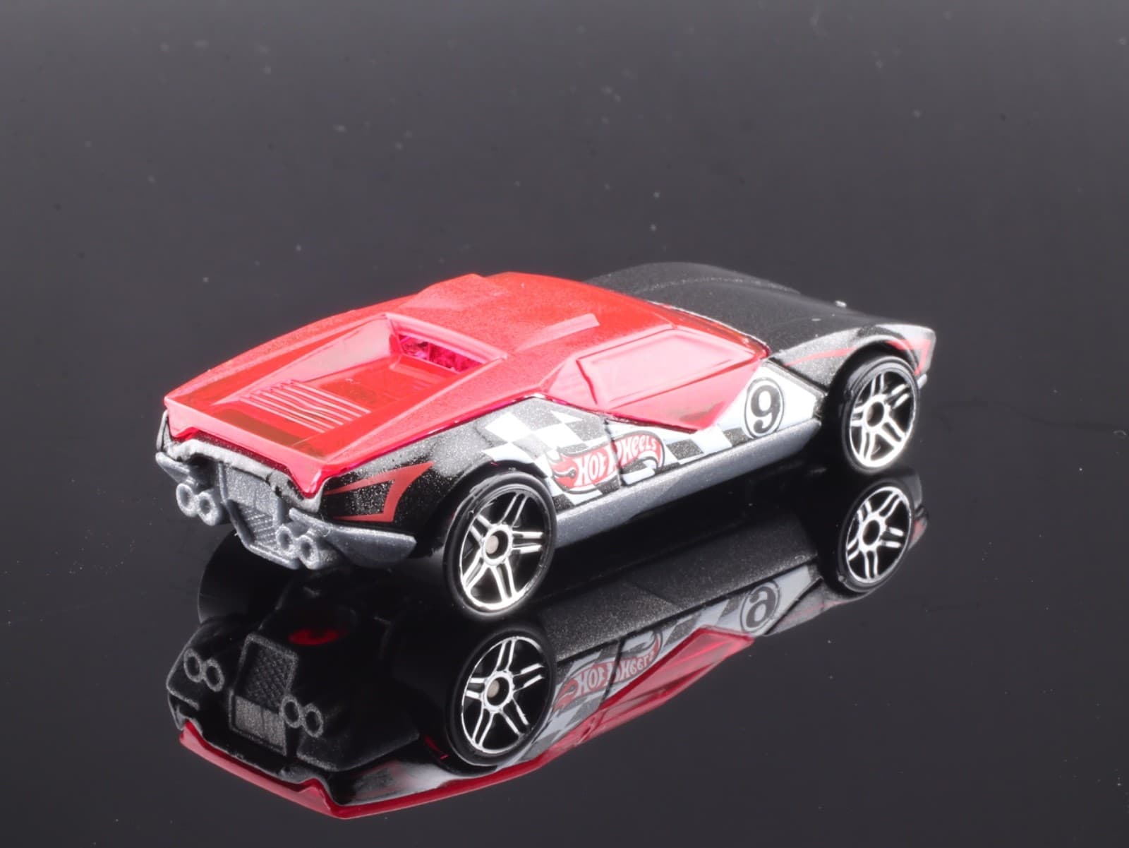 2011 Hot Wheels Track Stars Series ~ LA FASTA (12/15) ~ Collector # 77/244 1:64 - Thumbnail 5