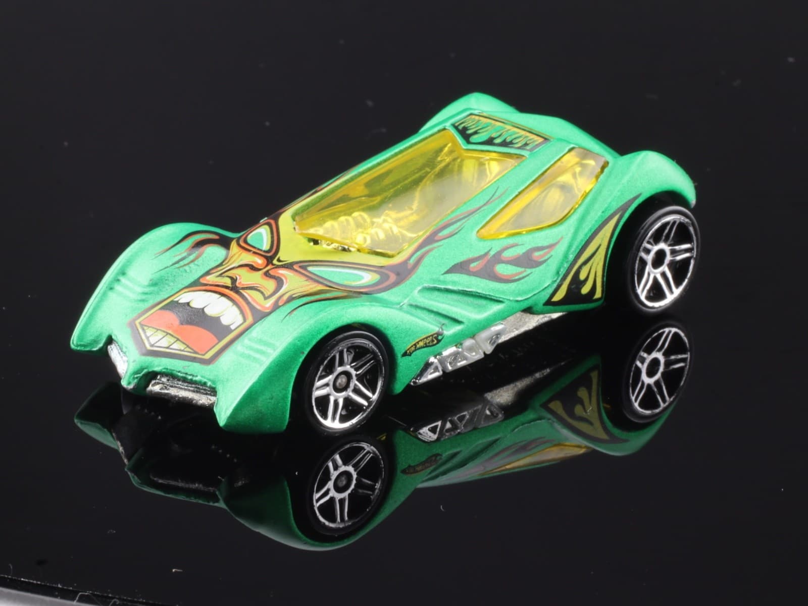 2002 Hot Wheels Race World Cave ~ SINISTRA ~ 1/64 Diecast Car - Thumbnail 10
