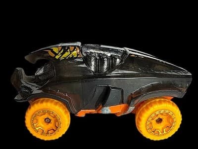 HOT WHEELS 2017 "BEAT ALL" ~ SEE THRU BLACK ~ 1:64 DIECAST CAR - Thumbnail 2