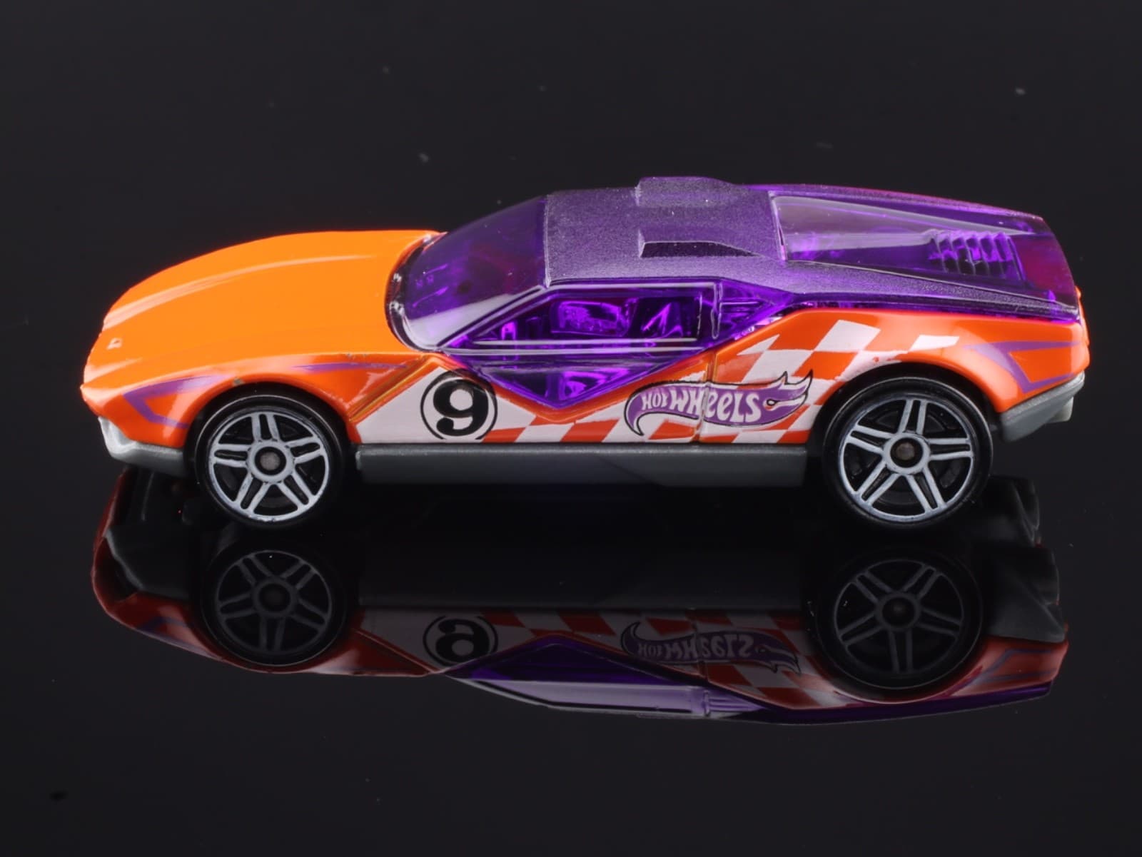 2013 Hot Wheels Multi-Pack Exclusive ~ LA FASTA (#9) ~ Loose 1:64 Diecast - Thumbnail 3