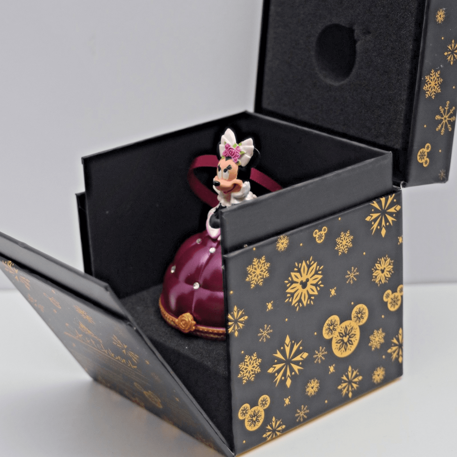 Disney Parks Sketchbook Minnie Mouse Ring Box Ornament - Thumbnail 8
