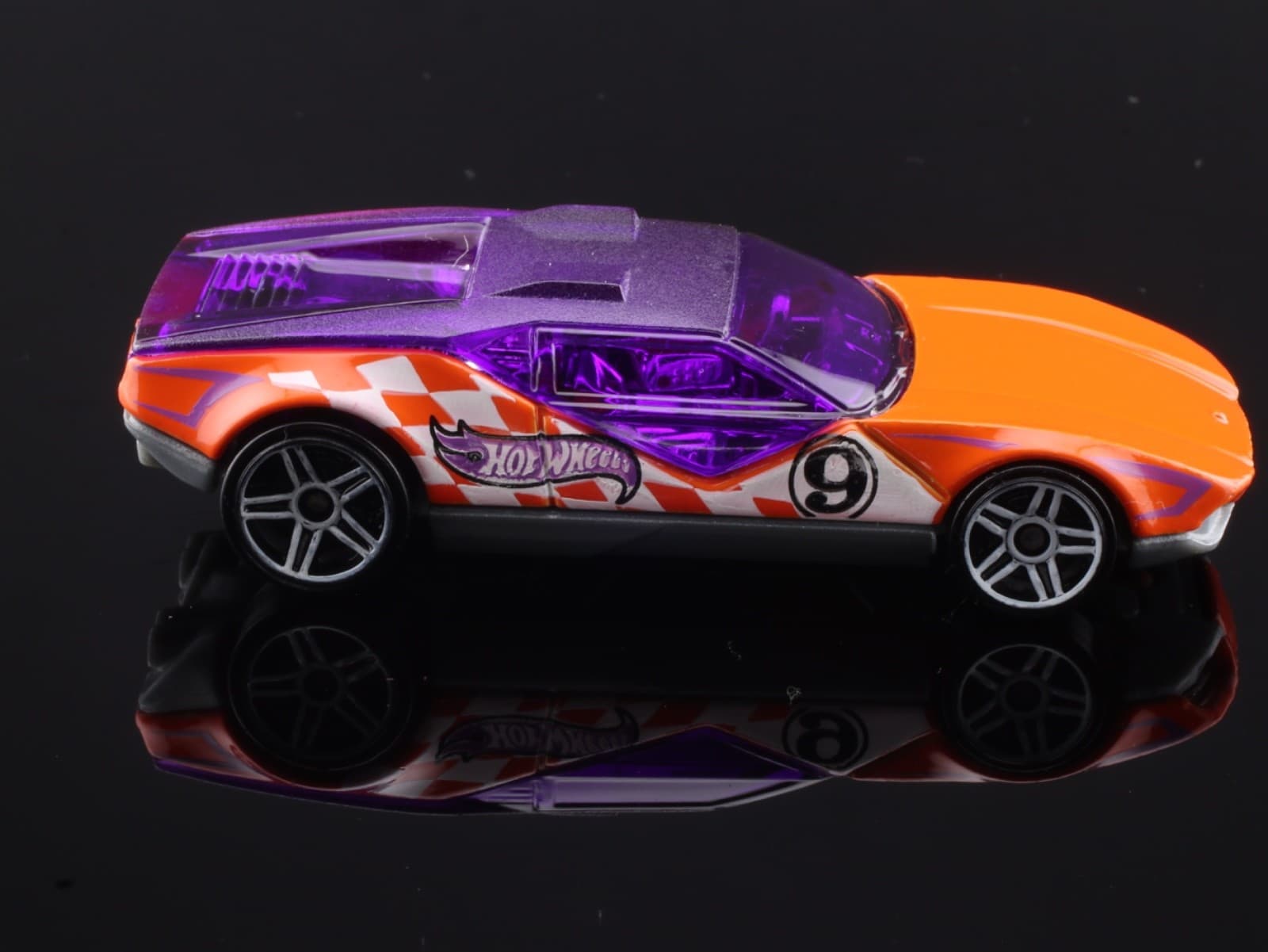 2013 Hot Wheels Multi-Pack Exclusive ~ LA FASTA (#9) ~ Loose 1:64 Diecast - Thumbnail 2