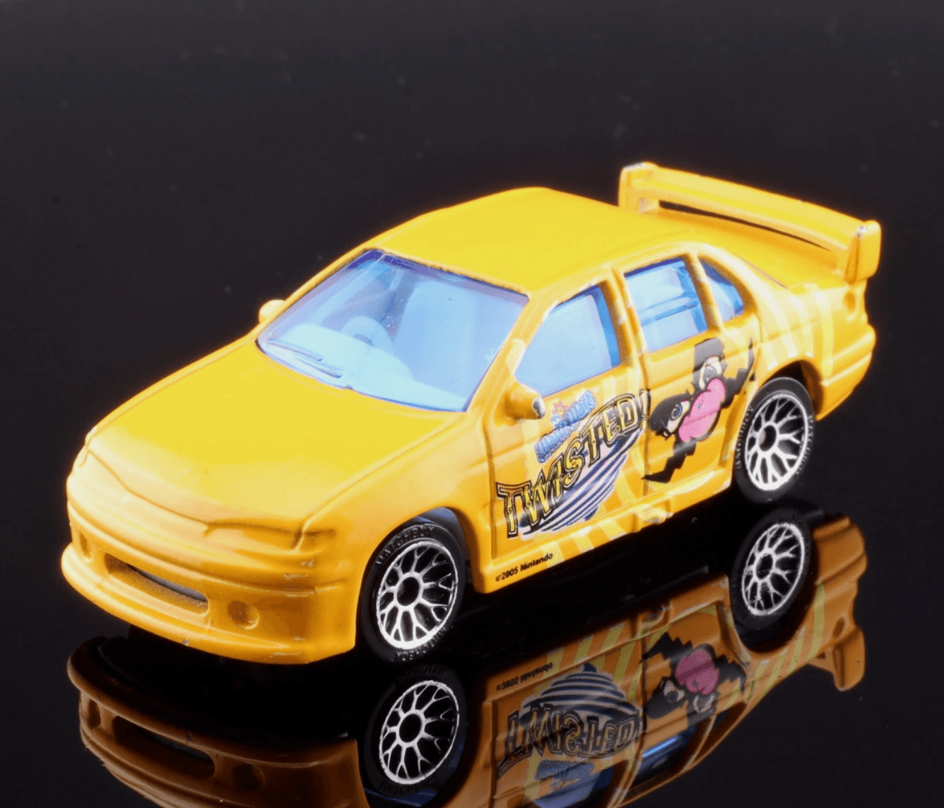 2005 Matchbox ~ 1996 FORD FALCON ~ Nintendo WarioWare Twisted ~ Diecast 1/64 - Thumbnail 10