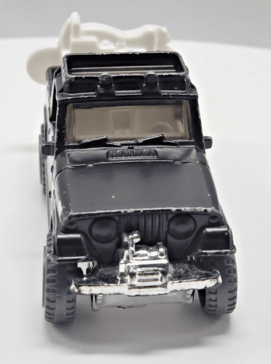 20121 Hot Wheels ~ 1967 JEEPSTER COMMANDO ~ 1:64 Diecast - Thumbnail 8