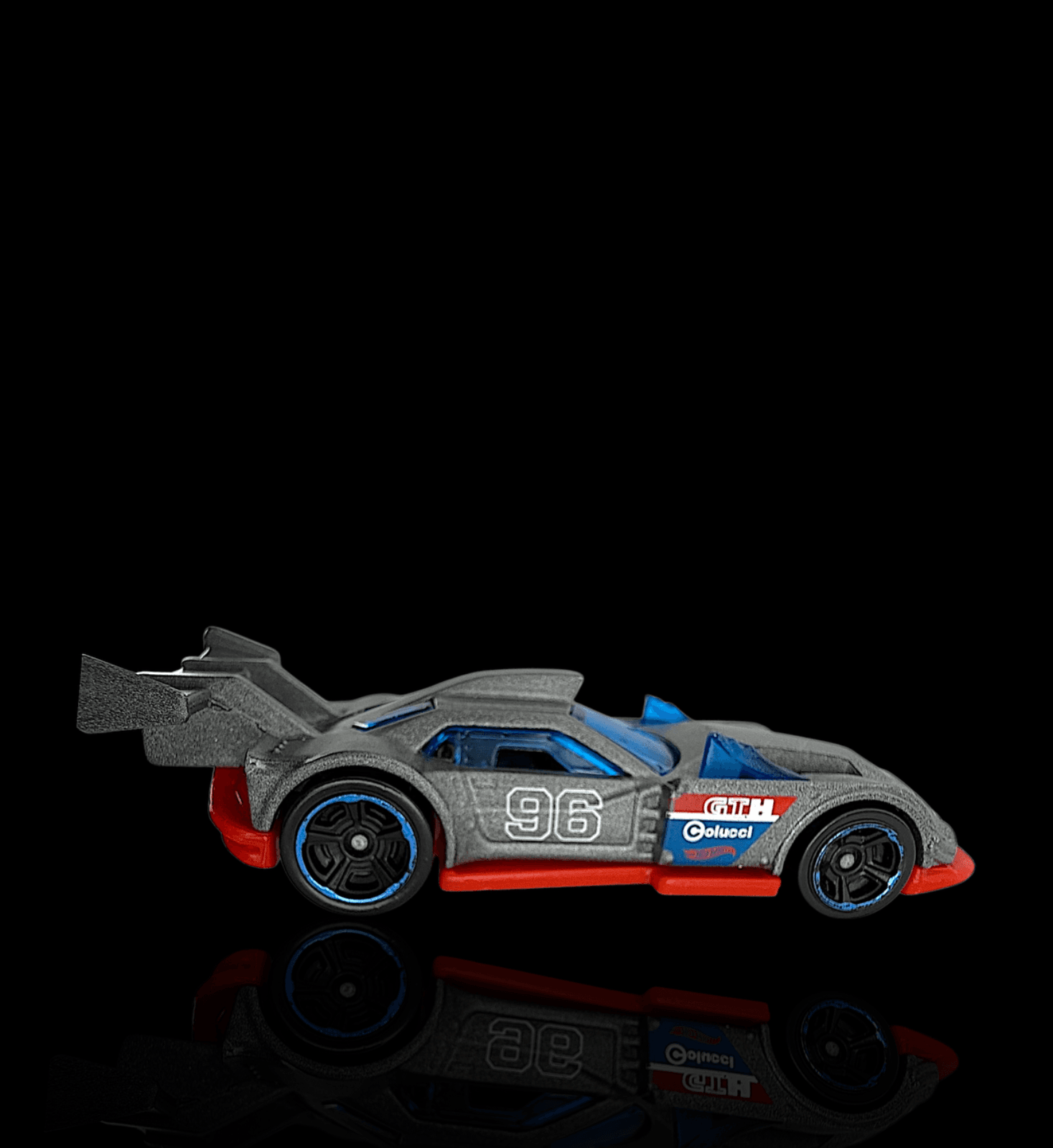 Hot Wheels 2017 GT Hunter Car