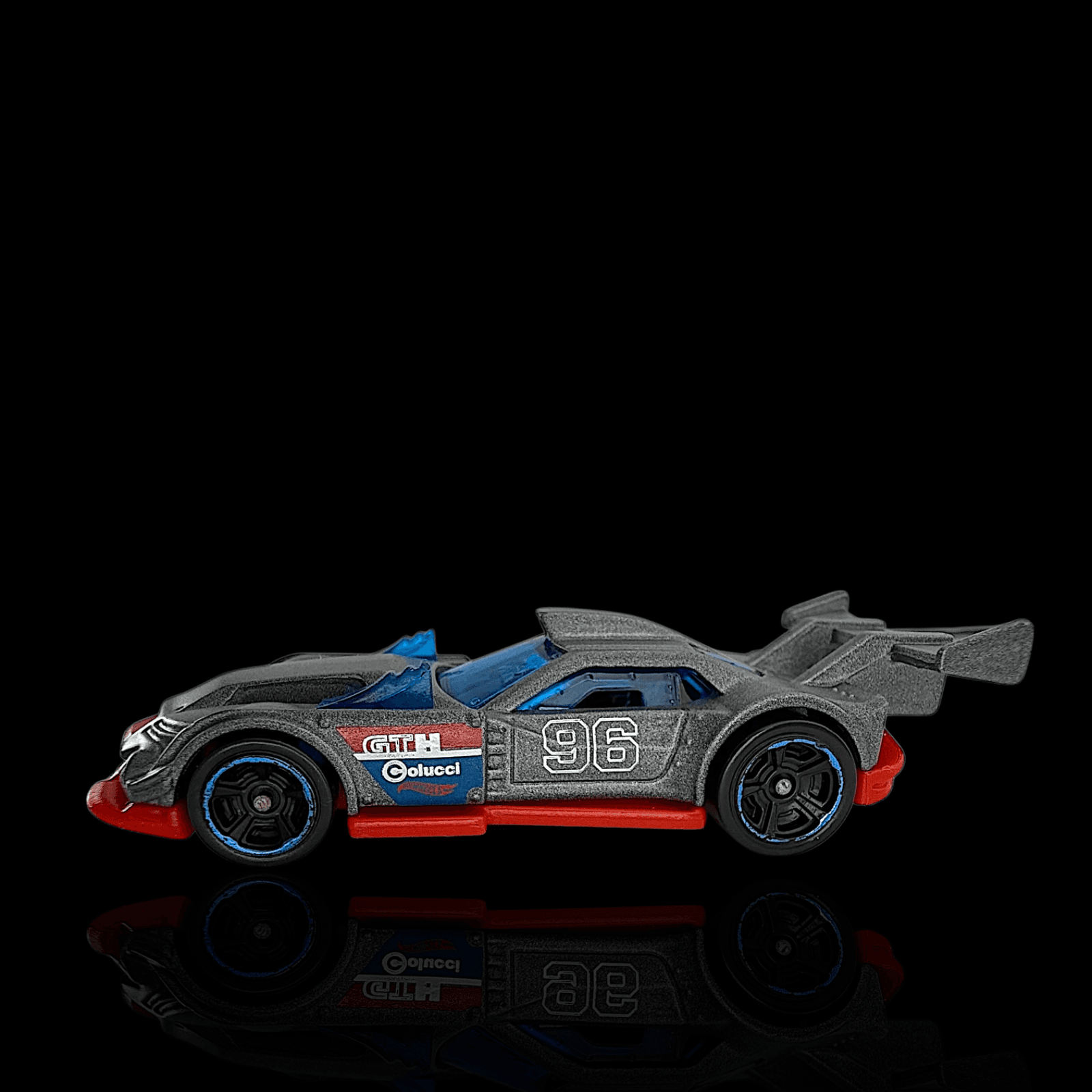 Hot Wheels 2017 GT Hunter Car - Thumbnail 2