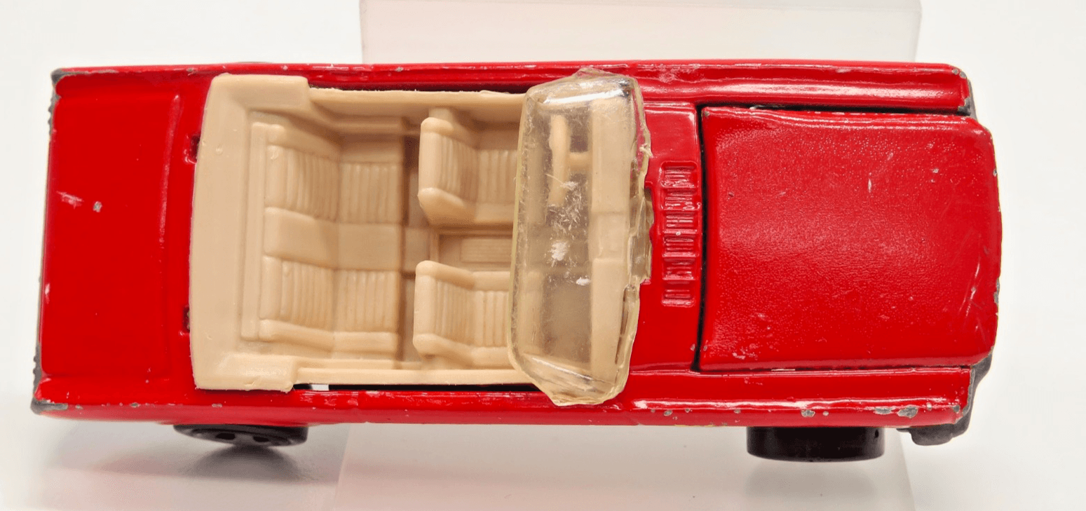 VINTAGE...Hot Wheels ~ 1965 FORD MUSTANG CONVERTIBLE ~ Red 1/64 Diecast - Thumbnail 11