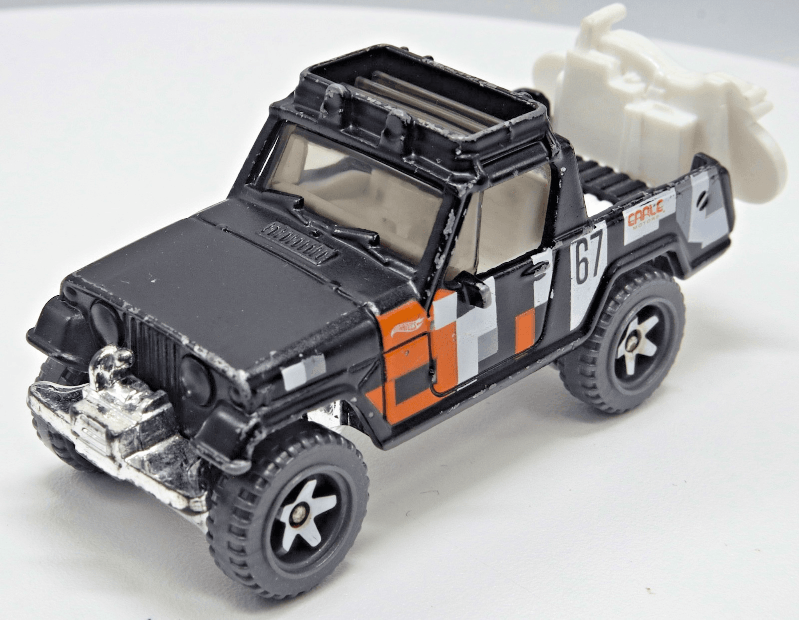20121 Hot Wheels ~ 1967 JEEPSTER COMMANDO ~ 1:64 Diecast - Thumbnail 2