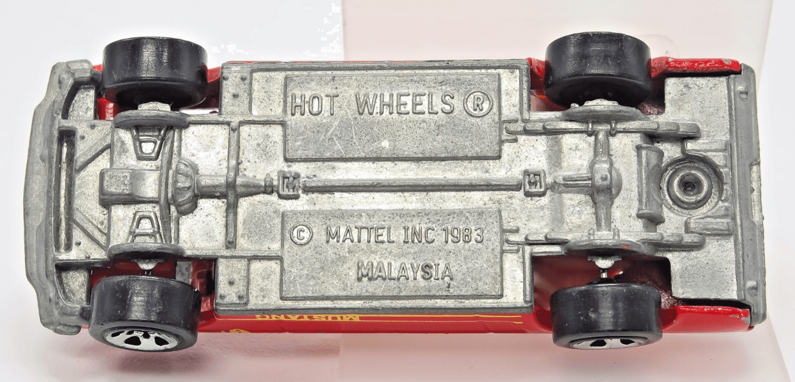 VINTAGE...Hot Wheels ~ 1965 FORD MUSTANG CONVERTIBLE ~ Red 1/64 Diecast - Thumbnail 10