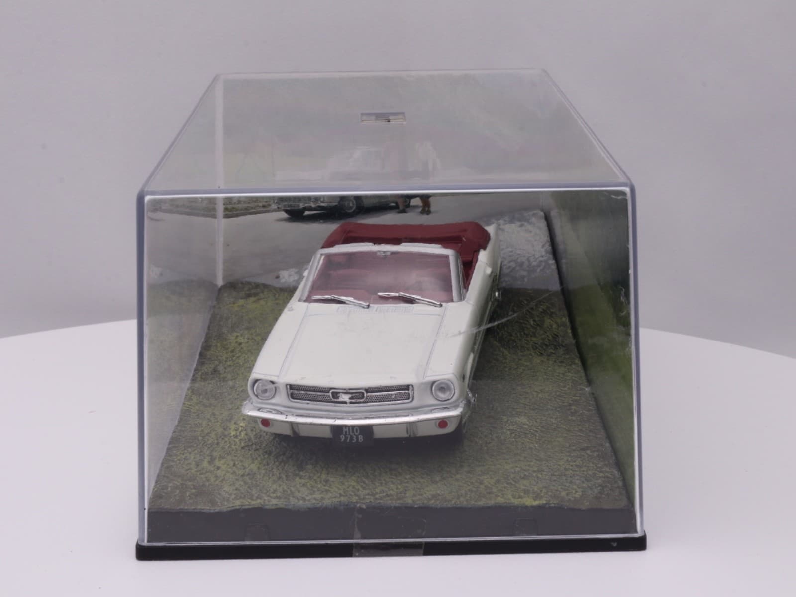 FORD MUSTANG CONVERTIBLE ~ GOLDFINGER / JAMES BOND 007 CAR 1/43 - Thumbnail 9