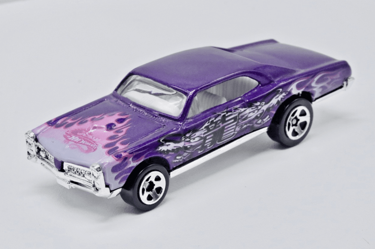 2003 Hot Wheels Dragon Wagons ~ 1967 PONTIAC GTO ~ 2/5 Collector #66 1/64 - Thumbnail 2