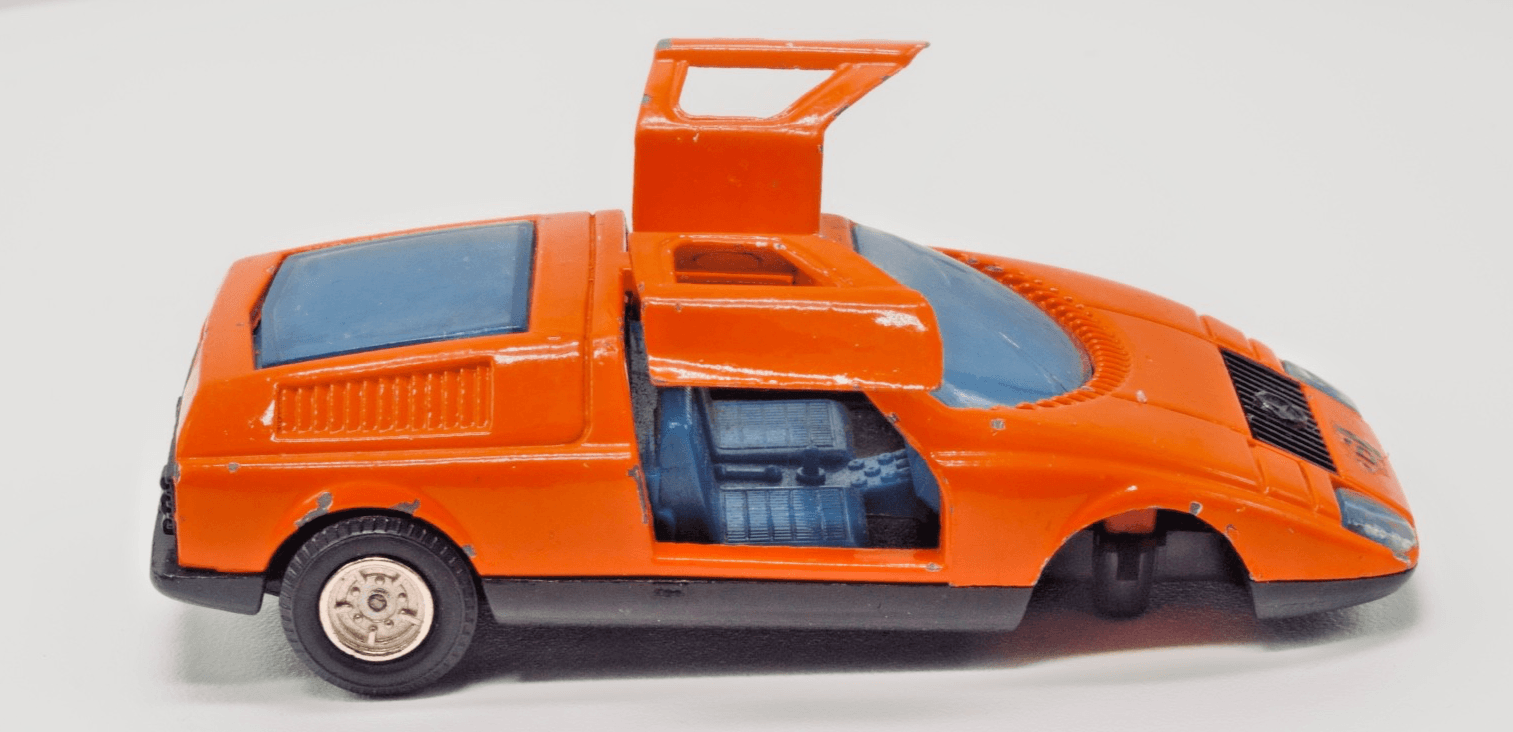 Shinsei ~ 1970 MERCEDES BENZ C111 388 ~ 1/53 Diecast Orange Whizzwheels - Thumbnail 3