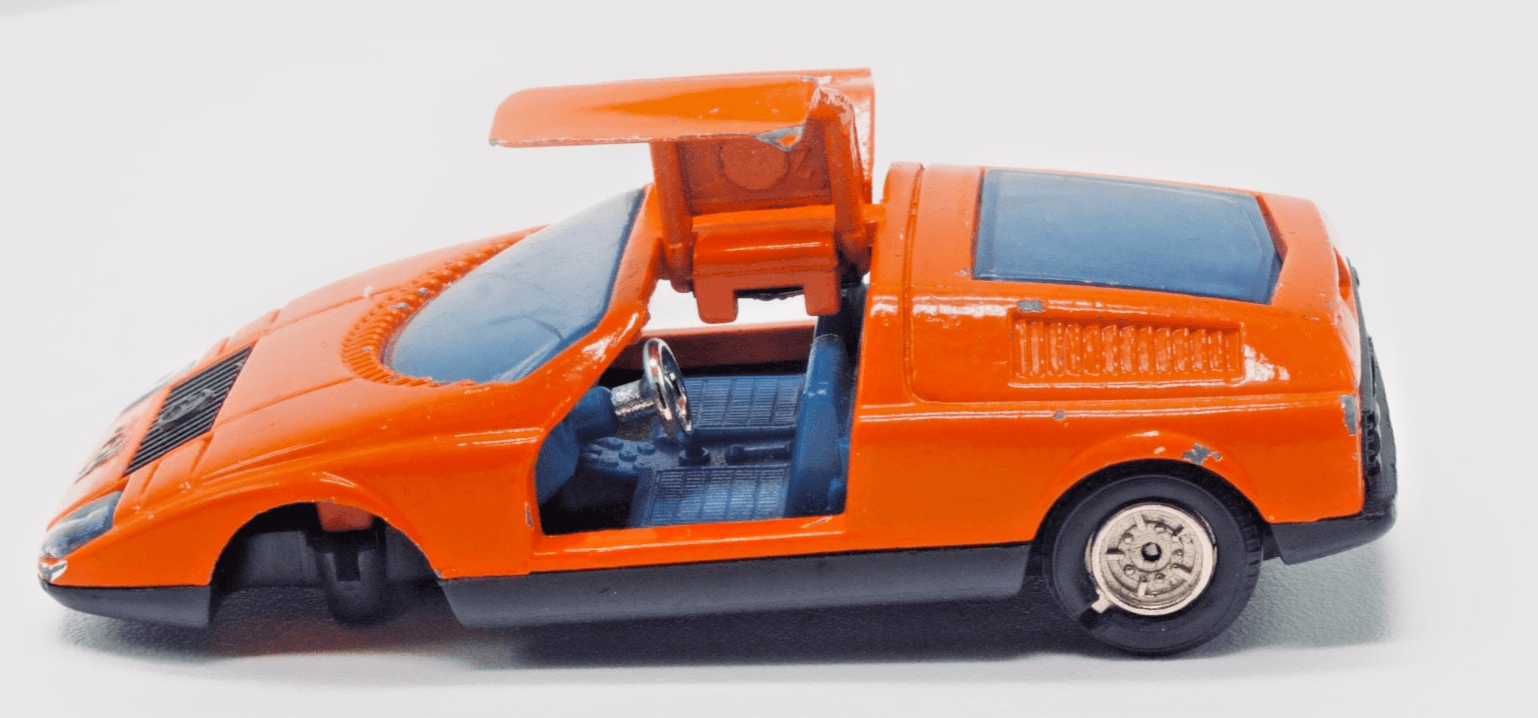 Shinsei ~ 1970 MERCEDES BENZ C111 388 ~ 1/53 Diecast Orange Whizzwheels - Thumbnail 4