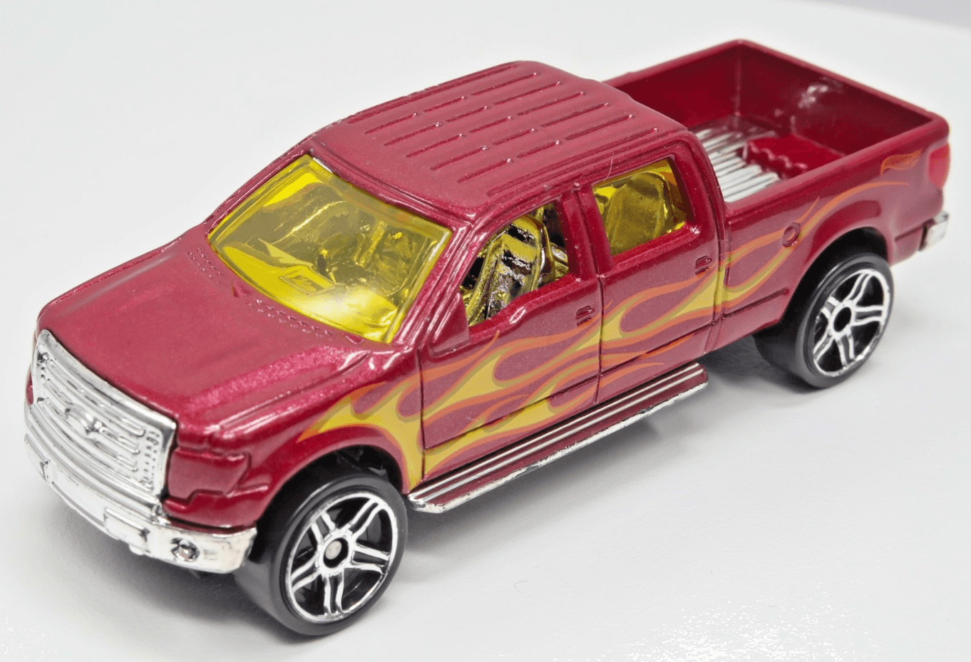 2016 Hot WHeels Hot Trucks 5-Pack Exclusive ~ 2009 FORD F-150 ~ Red Diecast 1:64 - Thumbnail 2