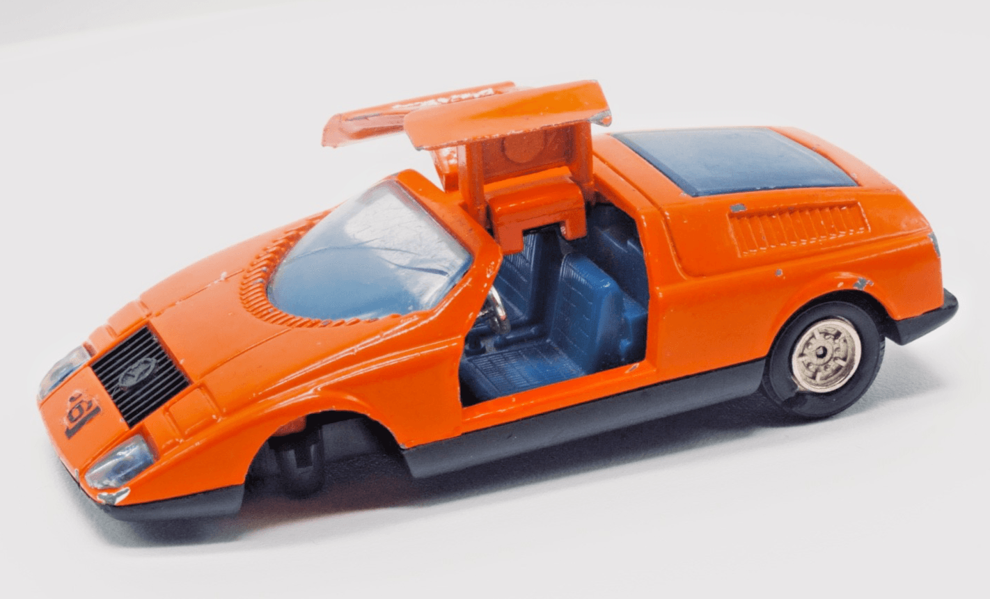 Shinsei ~ 1970 MERCEDES BENZ C111 388 ~ 1/53 Diecast Orange Whizzwheels - Thumbnail 8
