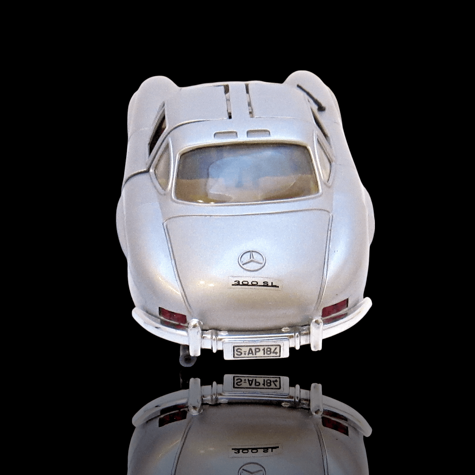 Bburago 1954 Mercedes Benz 300SL~ 1:24 ~ Silver Diecast Model - Thumbnail 8