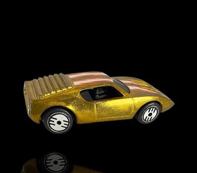 HOT WHEELS 1985 ~ Ultra Hots Gold ~ Vintage ~ Redliner ~ Diecast Car