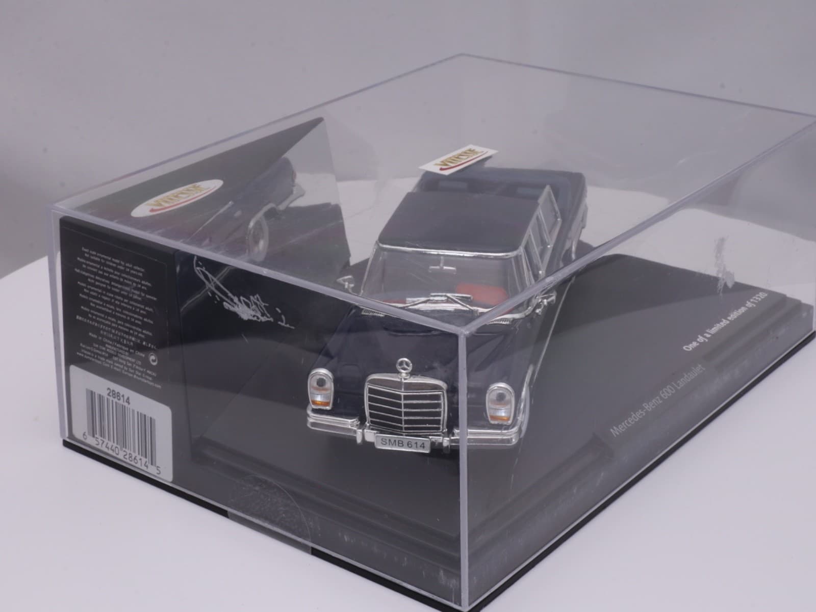 VITESSE ~ LIMITED EDITION 1964 MERCEDES-BENZ 600 LANDAULET (#0267 of 1,320) - Thumbnail 8