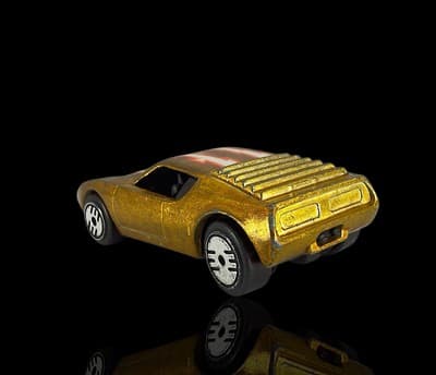 HOT WHEELS 1985 ~ Ultra Hots Gold ~ Vintage ~ Redliner ~ Diecast Car - Thumbnail 4