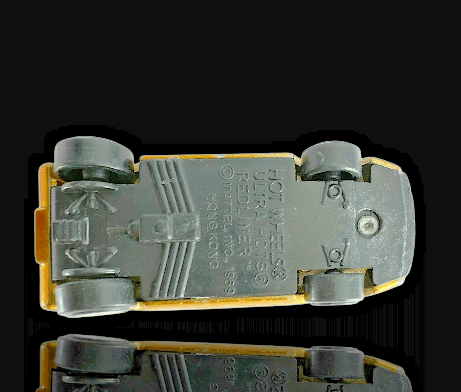 HOT WHEELS 1985 ~ Ultra Hots Gold ~ Vintage ~ Redliner ~ Diecast Car - Thumbnail 10