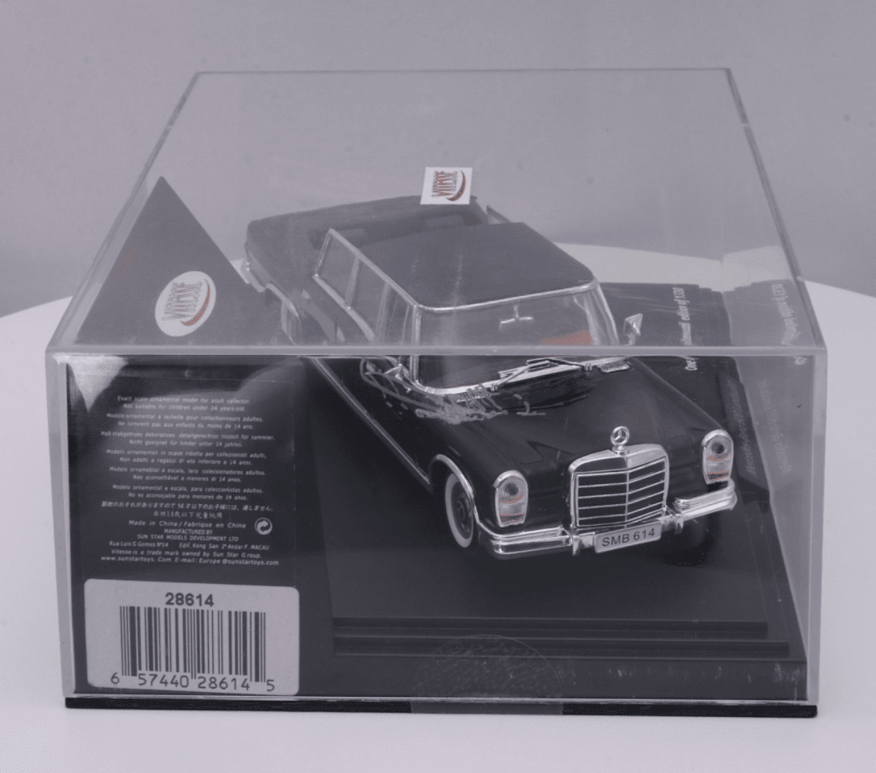 VITESSE ~ LIMITED EDITION 1964 MERCEDES-BENZ 600 LANDAULET (#0267 of 1,320) - Thumbnail 10