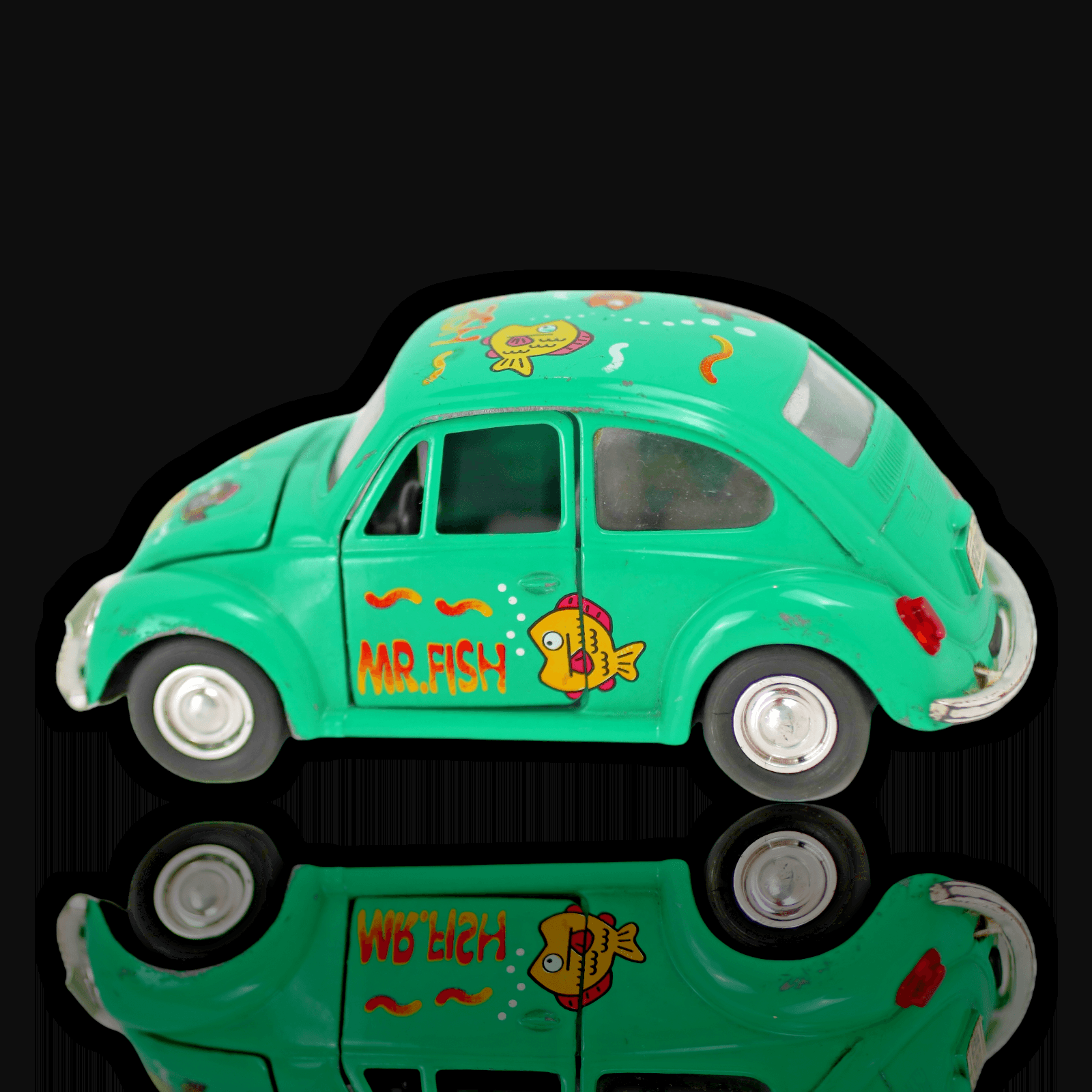 VW Beetle ~ Mr. Fish ~ SS5702 Green Diecast Toy Car 1:32 - Thumbnail 2