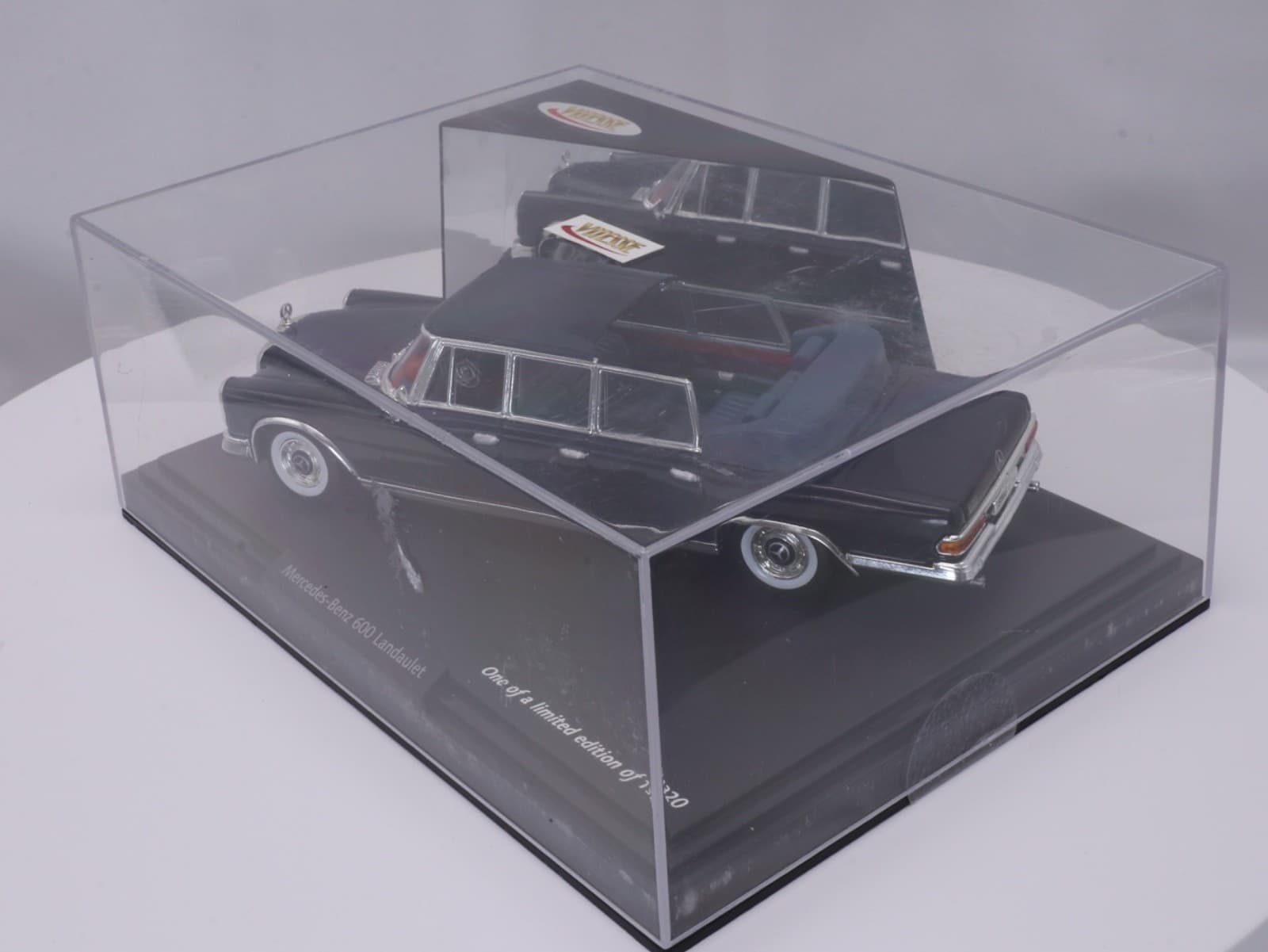 VITESSE ~ LIMITED EDITION 1964 MERCEDES-BENZ 600 LANDAULET (#0267 of 1,320) - Thumbnail 14